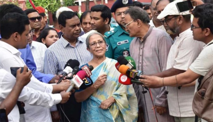 ভারতের দেওয়া ফারাক্কা বাঁধ বাংলাদেশে কারবালা তৈরি করেছে : উপদেষ্টা ফরিদা আখতার ভারতের দেওয়া ফারাক্কা বাঁধ বাংলাদেশে কারবালা তৈরি করেছে : উপদেষ্টা ফরিদা আখতার