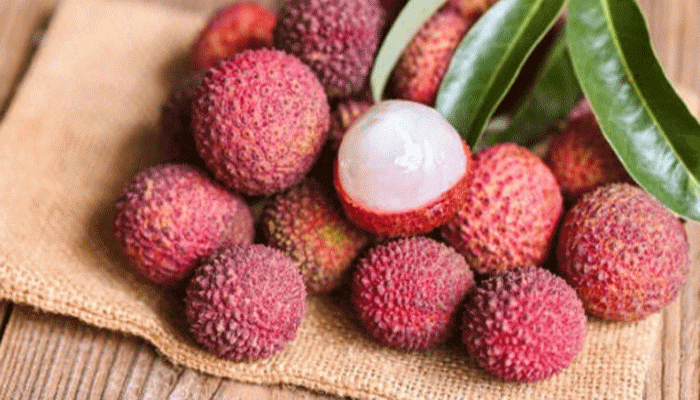 স্বাদের পাশাপাশি গুণে ভরপুর লিচু স্বাদের পাশাপাশি গুণে ভরপুর লিচু