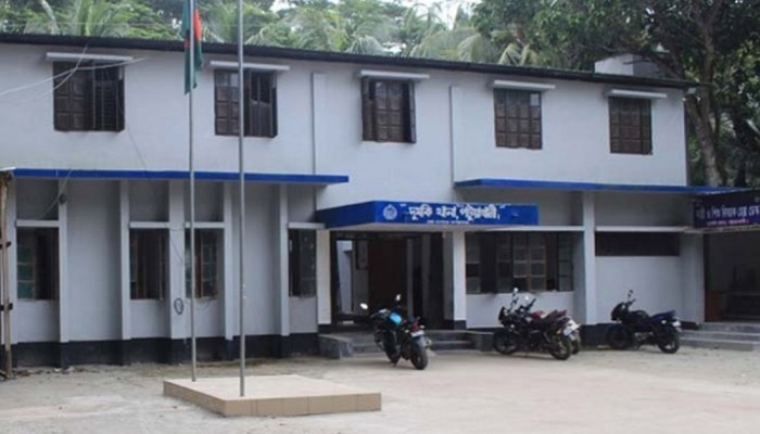 শহিদকন্যা ধর্ষণে অংশ নেয় ৩ কিশোর, মিলেছে পর্ণোগ্রাফি তৈরির প্রমাণ শহিদকন্যা ধর্ষণে অংশ নেয় ৩ কিশোর, মিলেছে পর্ণোগ্রাফি তৈরির প্রমাণ