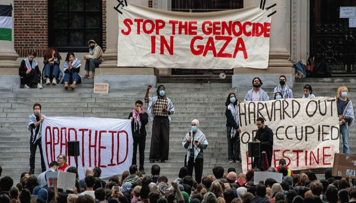 বিদেশি শিক্ষার্থী ভর্তির অধিকার হারালো হার্ভার্ড