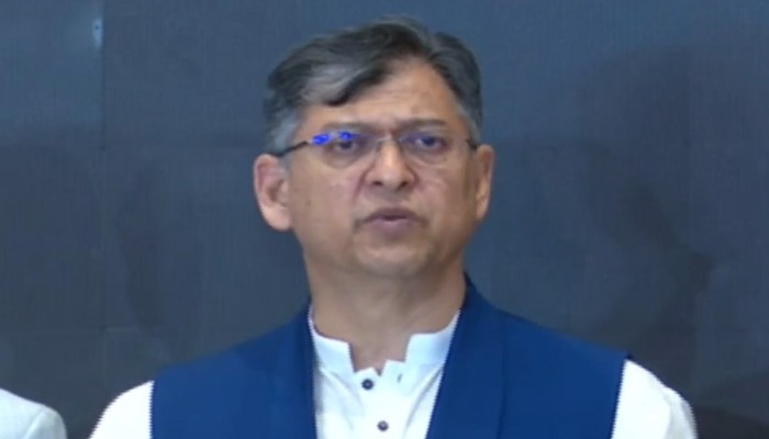 প্রধান উপদেষ্টার পদত্যাগ নয়, নির্বাচনের রোডম্যাপ চায় বিএনপি: সালাহউদ্দিন আহমদ প্রধান উপদেষ্টার পদত্যাগ নয়, নির্বাচনের রোডম্যাপ চায় বিএনপি: সালাহউদ্দিন আহমদ