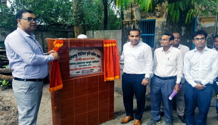 রাণীনগরে ইউনিয়ন ভূমি অফিসের ভিত্তিপ্রস্তর স্থাপন রাণীনগরে ইউনিয়ন ভূমি অফিসের ভিত্তিপ্রস্তর স্থাপন