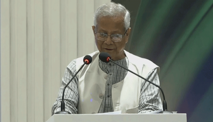 বাংলাদেশকে উৎপাদন হাবে পরিণত করতে চীনা ব্যবসায়ীদের প্রতি প্রধান উপদেষ্টার আহ্বান
