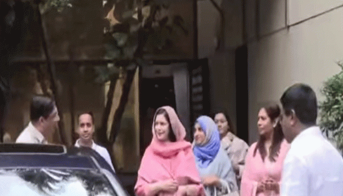 লন্ডনের উদ্দেশে ঢাকা ছাড়লেন ডা. জুবাইদা রহমান লন্ডনের উদ্দেশে ঢাকা ছাড়লেন ডা. জুবাইদা রহমান