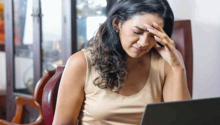 চল্লিশেই চেহারায় বুড়োটে ছাপ, রোজের কোন কোন ভুলে যৌবন হারাচ্ছেন তাড়াতাড়ি? চল্লিশেই চেহারায় বুড়োটে ছাপ, রোজের কোন কোন ভুলে যৌবন হারাচ্ছেন তাড়াতাড়ি?