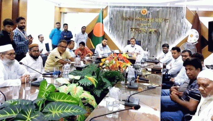 আম কেনাবেচায় ‘ঢলন’ প্রথা বাতিল, কেজিপ্রতি কমিশন পাবেন ব্যবসায়ীরা