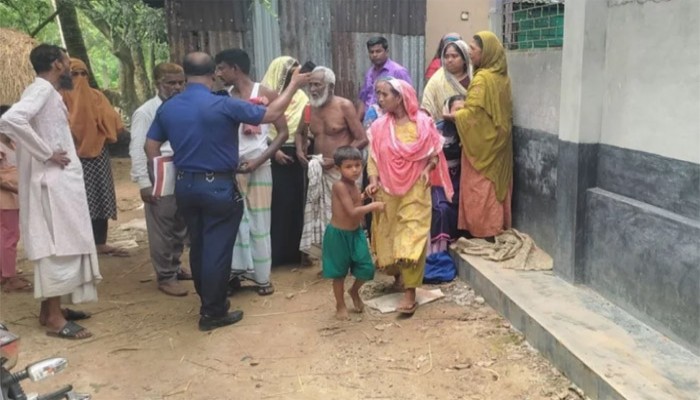 গাজীপুরে আপত্তিকর ছবি-ভিডিও ইন্টারনেটে ছড়িয়ে দেওয়ার হুমকি, প্রাণ দিলো স্কুলছাত্রী গাজীপুরে আপত্তিকর ছবি-ভিডিও ইন্টারনেটে ছড়িয়ে দেওয়ার হুমকি, প্রাণ দিলো স্কুলছাত্রী
