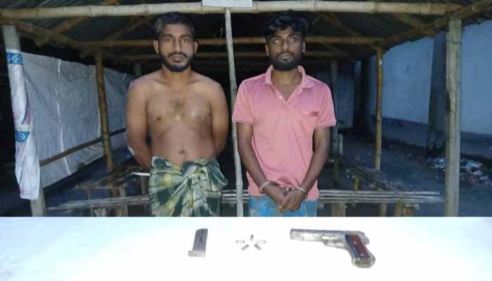 রাজশাহী নগরীর কাশিয়াডাঙ্গায় বিদেশী পিস্তল-সহ গ্রেফতার-২