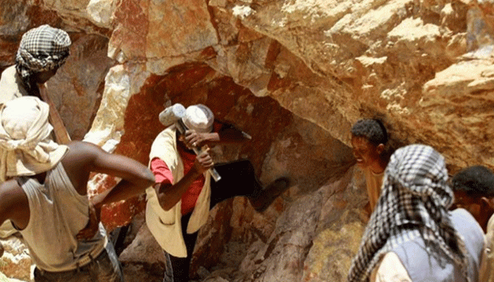 কঙ্গোতে কোলটান খনি ধসে নিহত ১২