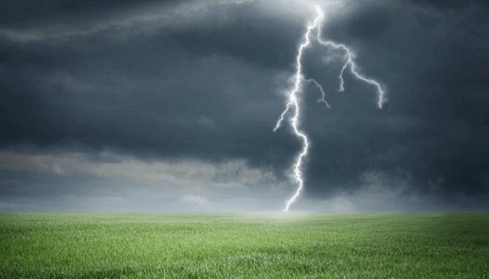 ঠাকুরগাঁওয়ে বজ্রপাতে দিনমজুরের মৃত্যু