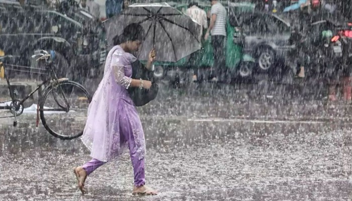 দুপুরের মধ্যেই ৮ জেলায় ঝড়বৃষ্টির আশঙ্কা