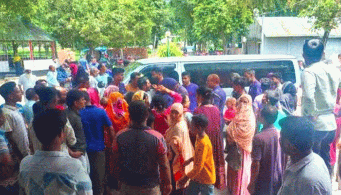 রাণীশংকৈলে অনলাইনে জুয়ার মাধ্যমে প্রতারণা চক্রের ৫ সদস্য গ্রেপ্তার