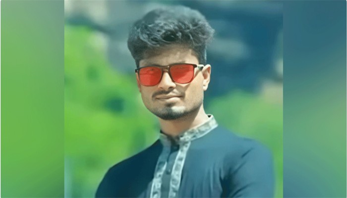 কুমিল্লায় বিবস্ত্র ভিডিও ছড়িয়ে দেওয়া মাস্টারমাইন্ড শাহ পরান গ্রেপ্তার কুমিল্লায় বিবস্ত্র ভিডিও ছড়িয়ে দেওয়া মাস্টারমাইন্ড শাহ পরান গ্রেপ্তার