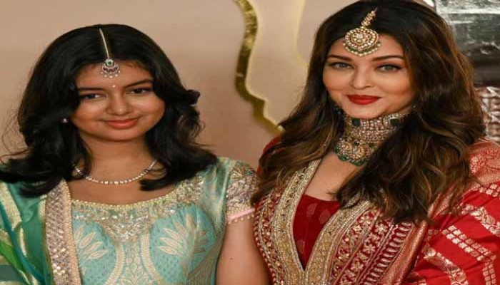 স্মার্টফোনে মেয়েদের বেশি ক্ষতি! তাই আরাধ্যাকে ফোন দেননি মা ঐশ্বর্যা? স্মার্টফোনে মেয়েদের বেশি ক্ষতি! তাই আরাধ্যাকে ফোন দেননি মা ঐশ্বর্যা?