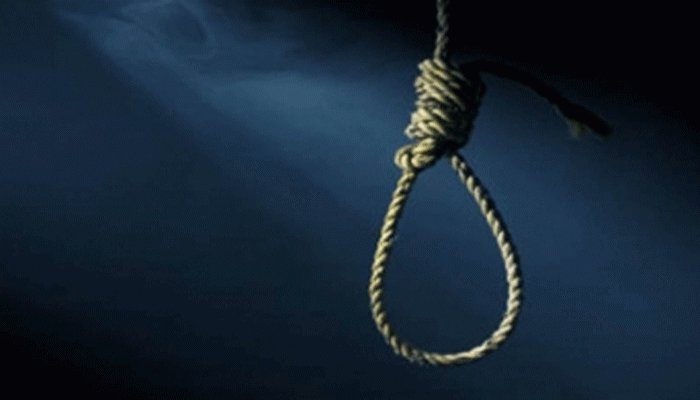 রাজধানীতে শিক্ষার্থীসহ দুই নারীর ঝুলন্ত মরদেহ উদ্ধার রাজধানীতে শিক্ষার্থীসহ দুই নারীর ঝুলন্ত মরদেহ উদ্ধার