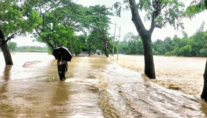 টানা বৃষ্টিতে খাগড়াছড়িতে পাহাড়ধস ও বন্যার শঙ্কা টানা বৃষ্টিতে খাগড়াছড়িতে পাহাড়ধস ও বন্যার শঙ্কা