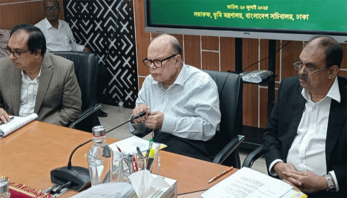 ভূমিসেবায় সেবাগ্রহীতাদের সন্তুষ্টি বাড়ছে: উপদেষ্টা