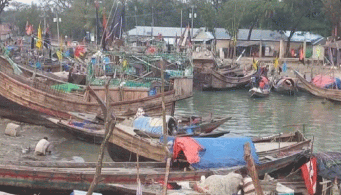 বঙ্গোপসাগরে মাছ শিকারে গিয়ে অপহৃত ১১ বঙ্গোপসাগরে মাছ শিকারে গিয়ে অপহৃত ১১