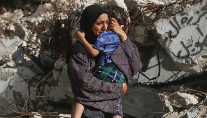 ১০ ঘণ্টার যুদ্ধবিরতি ঘোষণার পরও গোলাবর্ষণ চালিয়ে যাচ্ছে ইজরায়েল! গাজায় মৃত আরও ৬৩ ১০ ঘণ্টার যুদ্ধবিরতি ঘোষণার পরও গোলাবর্ষণ চালিয়ে যাচ্ছে ইজরায়েল! গাজায় মৃত আরও ৬৩