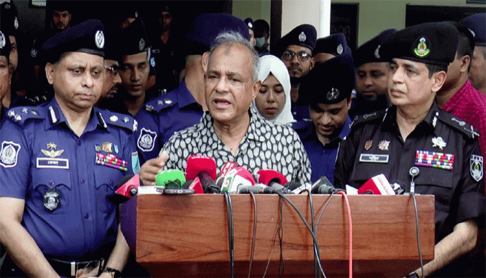 কোনো চাঁদাবাজকে ছাড় নয়: স্বরাষ্ট্র উপদেষ্টা