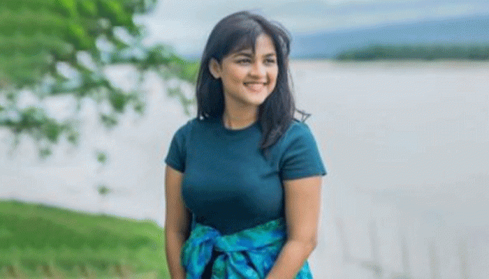 যে কারণে সবাইকে সাবধান করলেন সাদিয়া আয়মান যে কারণে সবাইকে সাবধান করলেন সাদিয়া আয়মান