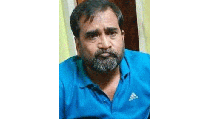 চাঁদা নিতে যাওয়া সাংবাদিককে গণধোলাই চাঁদা নিতে যাওয়া সাংবাদিককে গণধোলাই