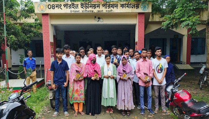 রাণীনগরে কৃতী শিক্ষার্থীদের সংবর্ধনা প্রদান রাণীনগরে কৃতী শিক্ষার্থীদের সংবর্ধনা প্রদান