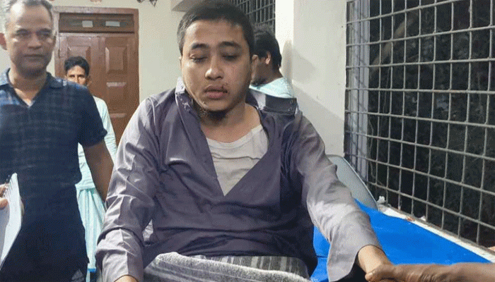 মাদরাসাছাত্রীকে ধর্ষণচেষ্টার অভিযোগ, শিক্ষককে গণপিটুনি