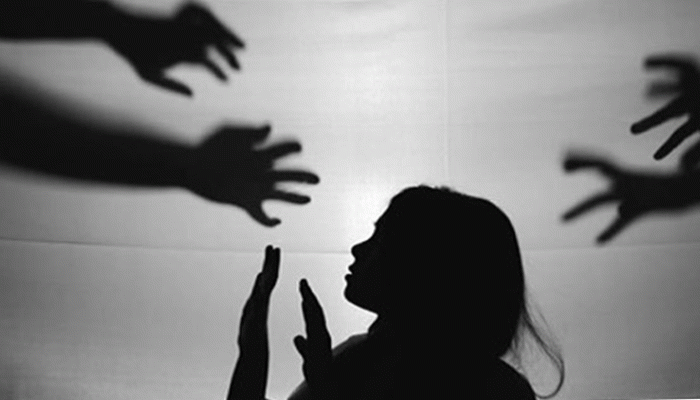 ভারতে পাচার হওয়া বাংলাদেশি কিশোরীকে দুই শতাধিক পুরুষের ধর্ষণ, গ্রেপ্তার ১০ ভারতে পাচার হওয়া বাংলাদেশি কিশোরীকে দুই শতাধিক পুরুষের ধর্ষণ, গ্রেপ্তার ১০