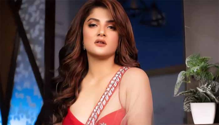 জন্মদিনে বিশেষ উপহার পেলেন শ্রাবন্তী, মুক্তি পেল 'দেবী চৌধুরানী'র টিজার জন্মদিনে বিশেষ উপহার পেলেন শ্রাবন্তী, মুক্তি পেল 'দেবী চৌধুরানী'র টিজার