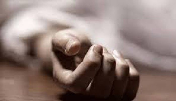 পাবনার ভাঙ্গুড়ায় সড়কের পাশে দুই নারীর মরদেহ উদ্ধার পাবনার ভাঙ্গুড়ায় সড়কের পাশে দুই নারীর মরদেহ উদ্ধার