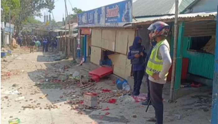 আড়াইহাজারে মাইকে ঘোষণা দিয়ে ৩ গ্রামবাসীর সংঘর্ষ, আহত ১৫