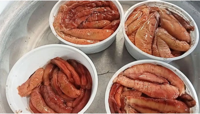 এক কেজি ইলিশের ডিমের দাম ৪২০০ টাকা এক কেজি ইলিশের ডিমের দাম ৪২০০ টাকা