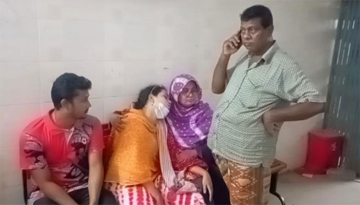 শিবগঞ্জে ছেঁড়া ১০০ টাকার নোট নিয়ে দ্বন্দ্বে প্রাণ গেল মুদি দোকানির শিবগঞ্জে ছেঁড়া ১০০ টাকার নোট নিয়ে দ্বন্দ্বে প্রাণ গেল মুদি দোকানির