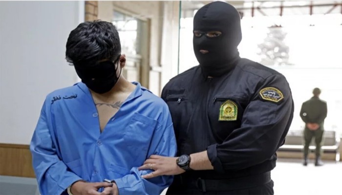 মোসাদ থেকে বিশেষ প্রশিক্ষণ নেওয়া ৮ জনকে গ্রেপ্তার করেছে ইরান মোসাদ থেকে বিশেষ প্রশিক্ষণ নেওয়া ৮ জনকে গ্রেপ্তার করেছে ইরান