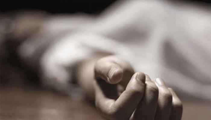 বোনের জন্য ওষুধ কিনতে যাওয়ার পথে প্রাণ গেল ভাইয়ের! বোনের জন্য ওষুধ কিনতে যাওয়ার পথে প্রাণ গেল ভাইয়ের!