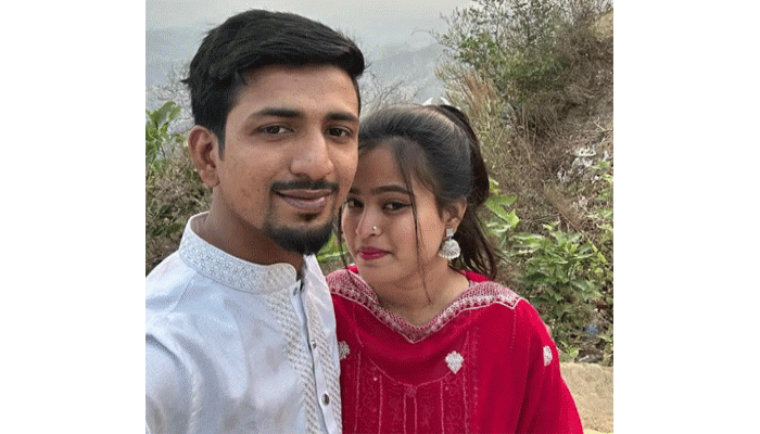 নওগাঁয় স্বামীর ছুরিকাঘাতে গৃহবধুর মৃত্যু নওগাঁয় স্বামীর ছুরিকাঘাতে গৃহবধুর মৃত্যু