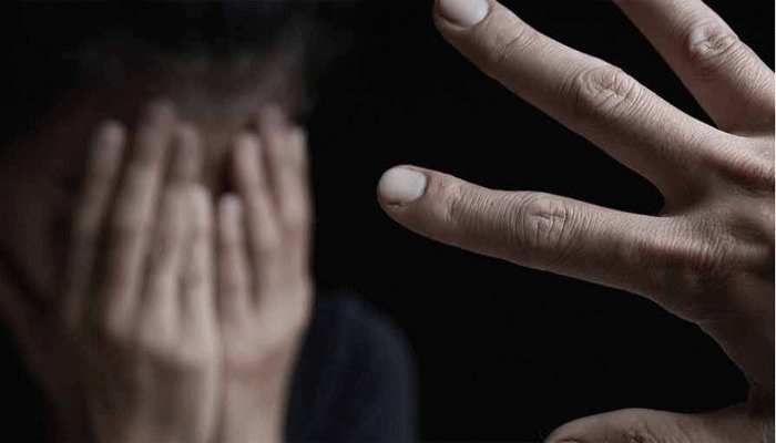 অশ্লীলতার দায়ে দিল্লির ‘গুরুজি’, ১৭ ছাত্রীর শ্লীলতাহানির অভিযোগ!