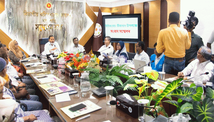 টাইফয়েড টিকাদান ক্যাম্পেইন উপলক্ষ্যে রাসিকের সংবাদ সম্মেলন টাইফয়েড টিকাদান ক্যাম্পেইন উপলক্ষ্যে রাসিকের সংবাদ সম্মেলন