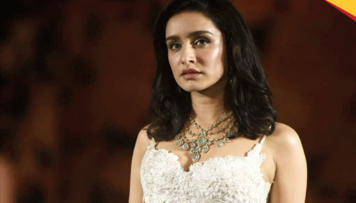 প্রেমপর্ব পেরিয়ে বছরশেষে বিয়ের পিঁড়িতে শ্রদ্ধা কপূর! প্রেমপর্ব পেরিয়ে বছরশেষে বিয়ের পিঁড়িতে শ্রদ্ধা কপূর!