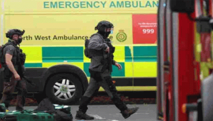 এলোপাথাড়ি কোপ, ভিড়ের মধ্যে ছুরি নিয়ে হামলা ব্রিটেনে, মৃত দুই!