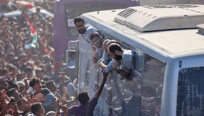 মুক্তি পাওয়া ১৫৪ ফিলিস্তিনিকে জোরপূর্বক নির্বাসনে পাঠাল ইসরায়েল