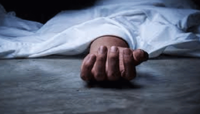 ফরিদপুরে বাসের ধাক্কায় কলেজ শিক্ষার্থী নিহত ফরিদপুরে বাসের ধাক্কায় কলেজ শিক্ষার্থী নিহত