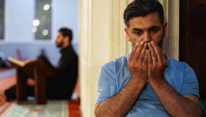 দুনিয়া ও আখেরাতের জীবনে ভারসাম্য বজায় রাখবেন যেভাবে দুনিয়া ও আখেরাতের জীবনে ভারসাম্য বজায় রাখবেন যেভাবে