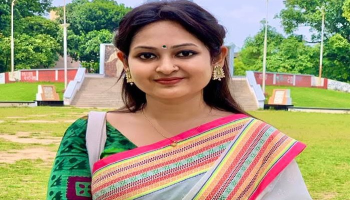 নব নির্বাচিত সকল রাকসু প্রতিনিধি দের অভিনন্দন জানিয়েছেন এষা নব নির্বাচিত সকল রাকসু প্রতিনিধি দের অভিনন্দন জানিয়েছেন এষা