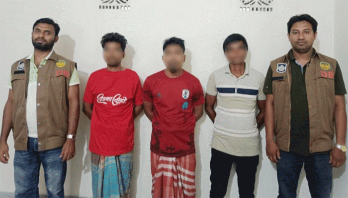 পবা থানার বিউটি বেগম হত্যা মামলায় এক আসামির স্বীকারোক্তিমূলক জবানবন্দি প্রদান পবা থানার বিউটি বেগম হত্যা মামলায় এক আসামির স্বীকারোক্তিমূলক জবানবন্দি প্রদান
