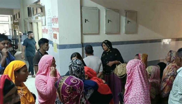 মানসিক প্রতিবন্ধী শ্বশুরের হাতে প্রাণ গেল পুত্রবধূর মানসিক প্রতিবন্ধী শ্বশুরের হাতে প্রাণ গেল পুত্রবধূর