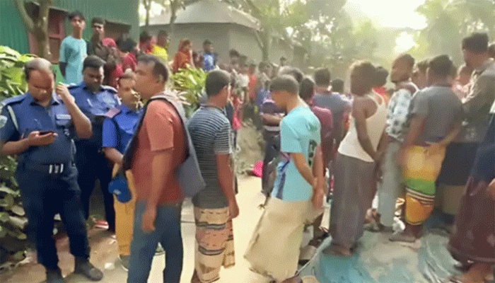 শাহজাদপুরে বাড়ি থেকে ডেকে নিয়ে এক প্রবাসী যুবককে কুপিয়ে হত্যা শাহজাদপুরে বাড়ি থেকে ডেকে নিয়ে এক প্রবাসী যুবককে কুপিয়ে হত্যা