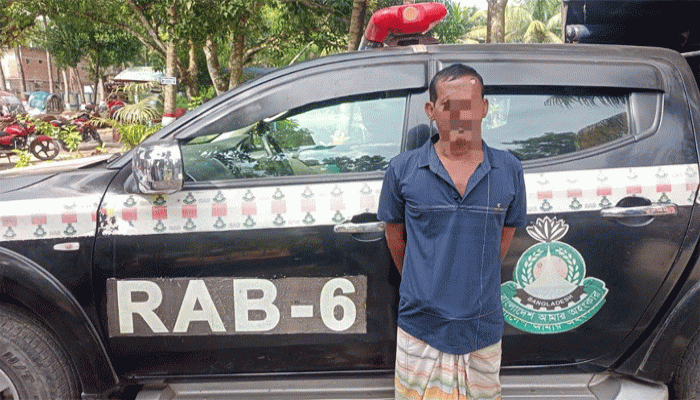 ভাতিজার হাতে চাচা খুন, ২নং আসামি রফিক শেখ গ্রেফতার ভাতিজার হাতে চাচা খুন, ২নং আসামি রফিক শেখ গ্রেফতার