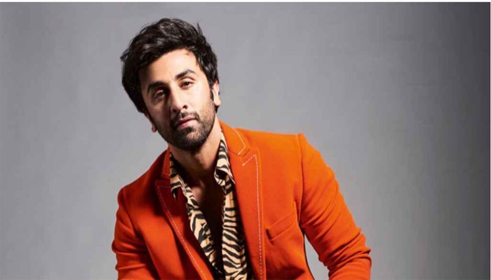 গরুর মাংস খাওয়া প্রসঙ্গে যা বললেন রণবীর কাপুর গরুর মাংস খাওয়া প্রসঙ্গে যা বললেন রণবীর কাপুর